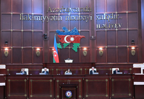 Milli Məclisin növbəti plenar iclası keçirilir